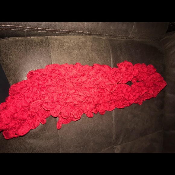 MULTIPLE SCARFS/SHAWS 😇😇 - Picture 5 of 5